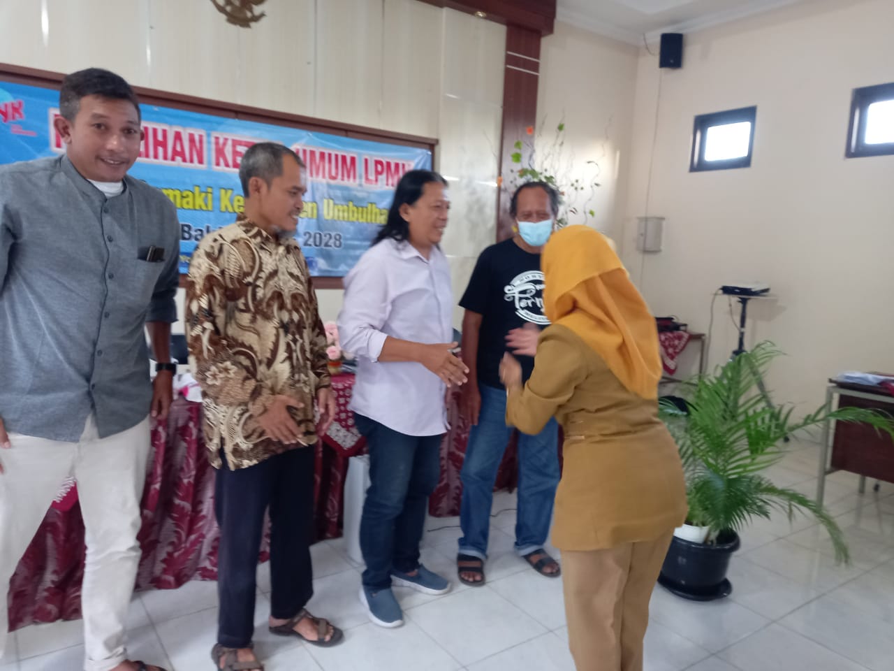 Mujiharto Unggul pada pemilihan Ketua LPMK Kelurahan Semaki